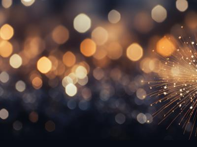 Glimtende lys og stjernekastere.