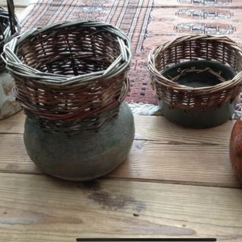 Keramik af Britt Vinther Andersen.